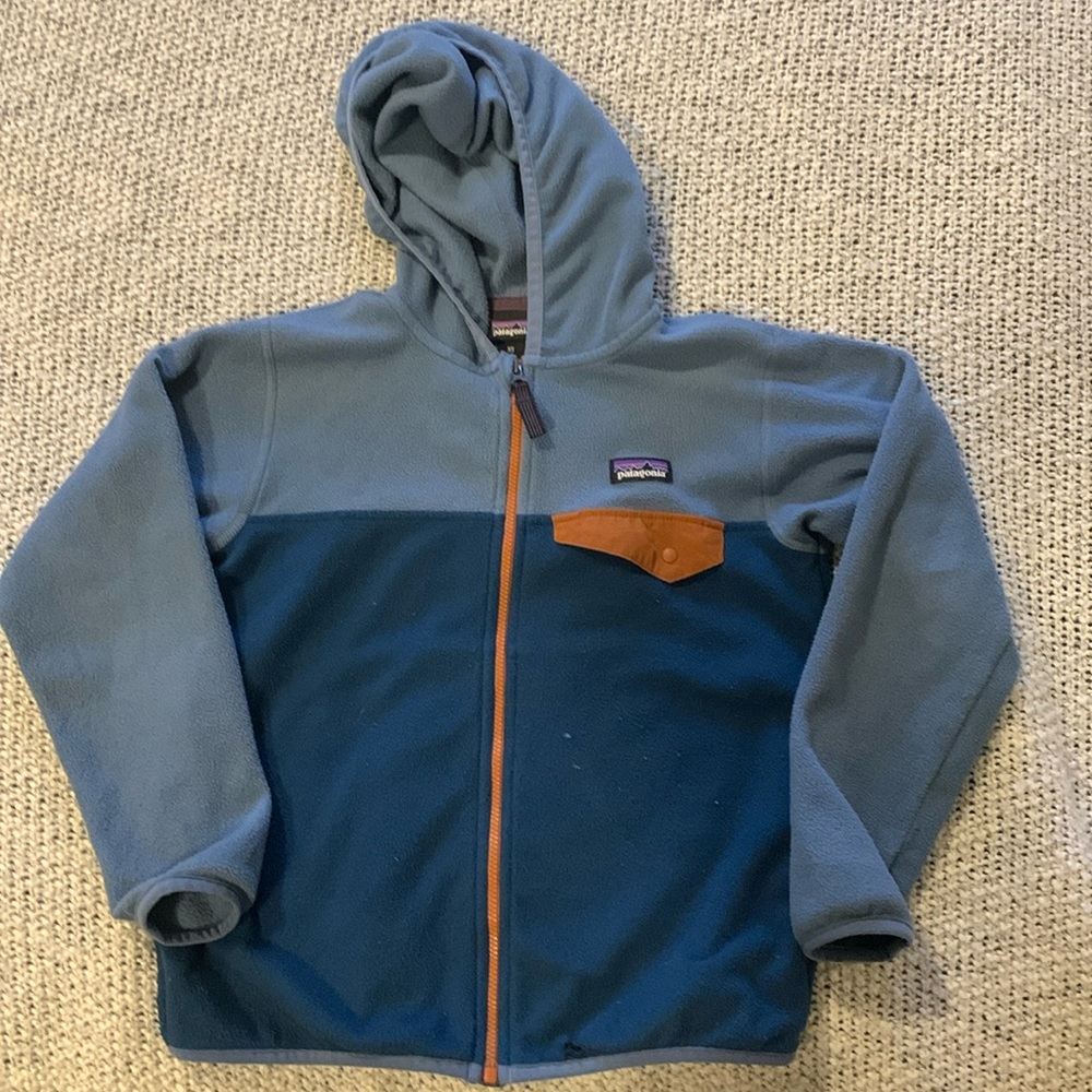 Patagonia kids blue full zip fleece, size XS